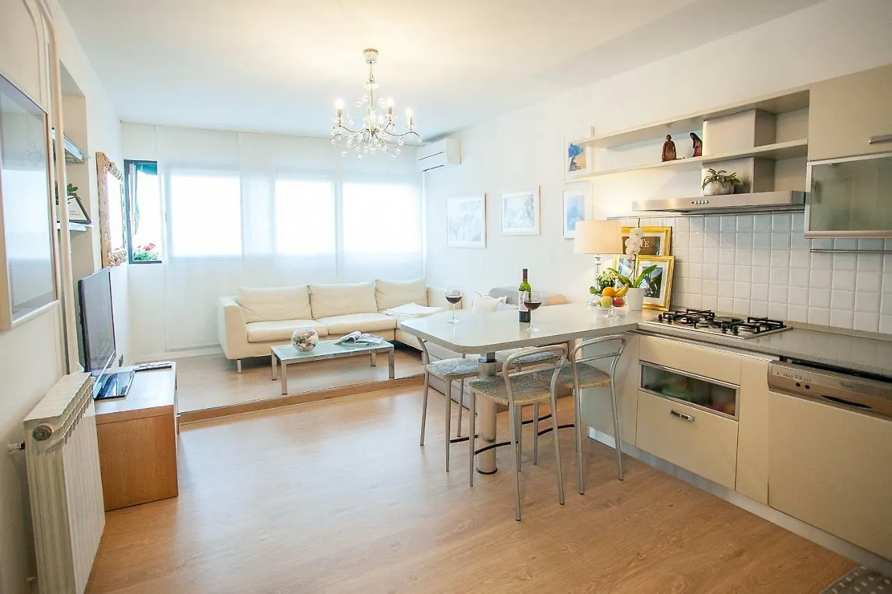 Apartment Laura Σπλιτ